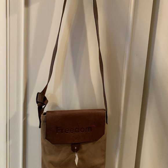 Leather and Canvas Freedom small sachel - Picture 2 of 7